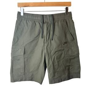 Nike Cargo Shorts Army Green Hiking Gorpcore Athletic Mens Athleisure 8” Utility